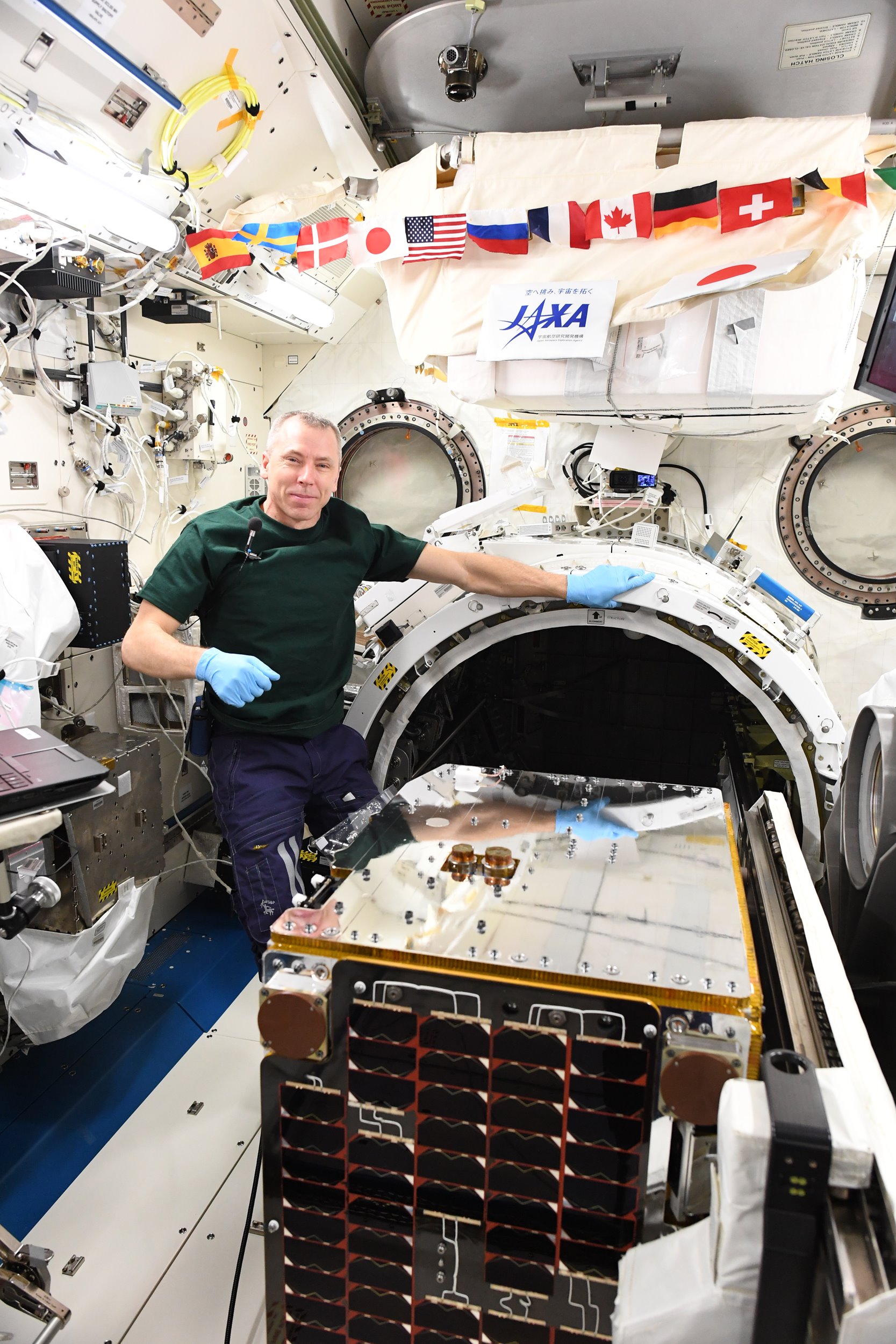 RemoveDEBRIS on ISS