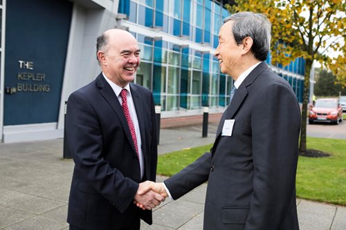 Chinese VP Ma Kai visits Surrey Satellite Technology Ltd