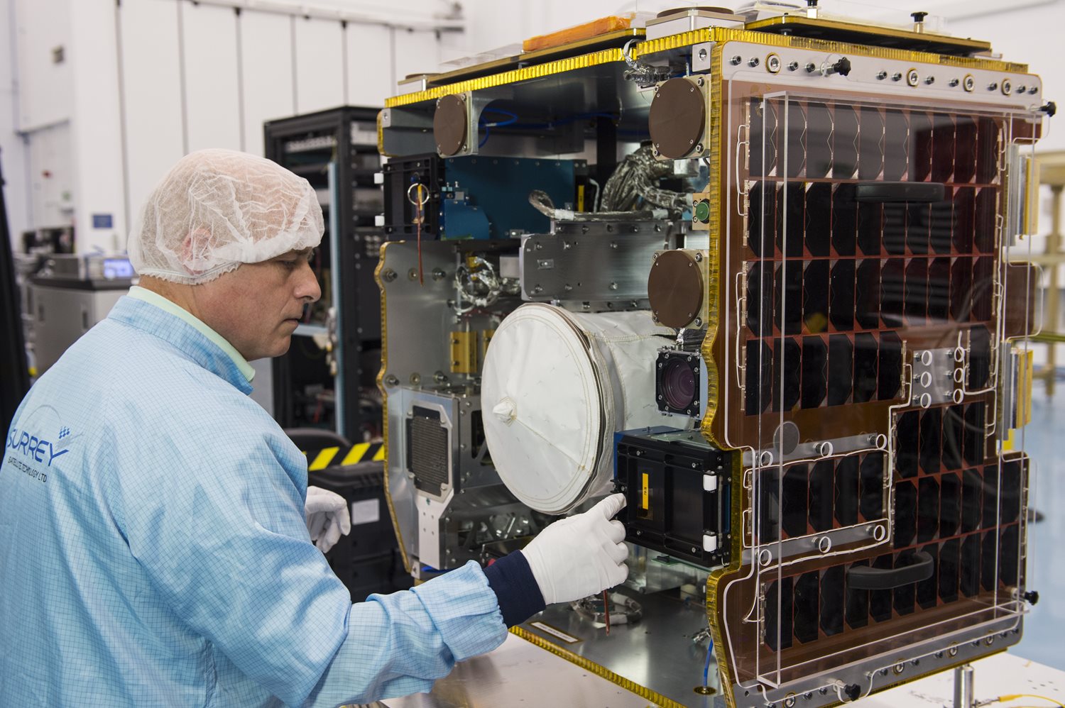 SSTL ships RemoveDEBRIS mission for ISS launch